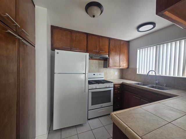 3626 Lemona Ave. A, San Diego, CA 92105