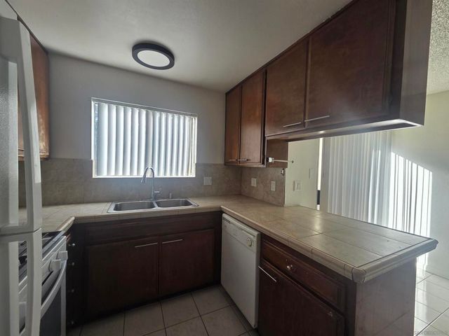 3626 Lemona Ave. A, San Diego, CA 92105