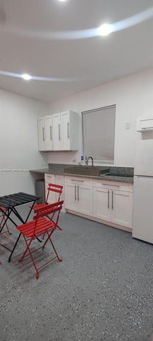 590 NW 131st St, North Miami, FL 33168