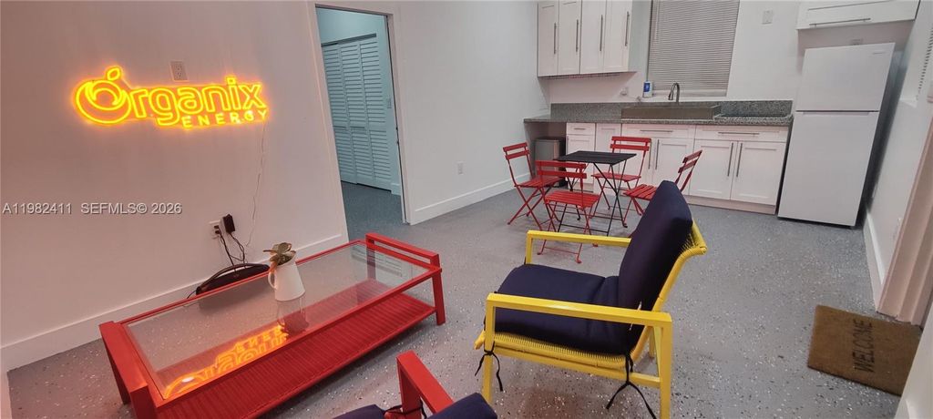 590 NW 131st St, North Miami, FL 33168