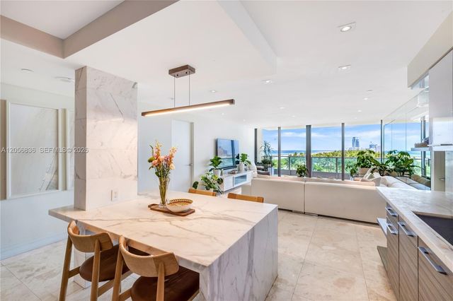 1455 Ocean Dr 703, Miami Beach, FL 33139
