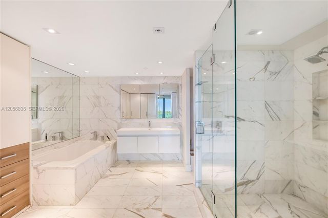 1455 Ocean Dr 703, Miami Beach, FL 33139