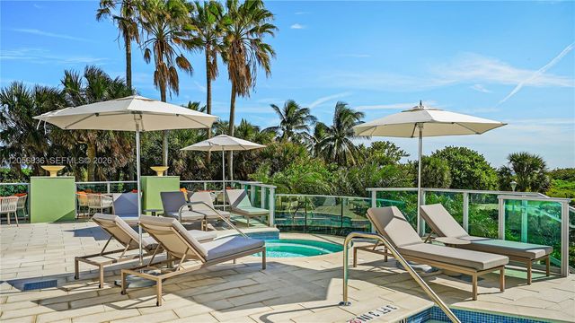 1455 Ocean Dr 703, Miami Beach, FL 33139