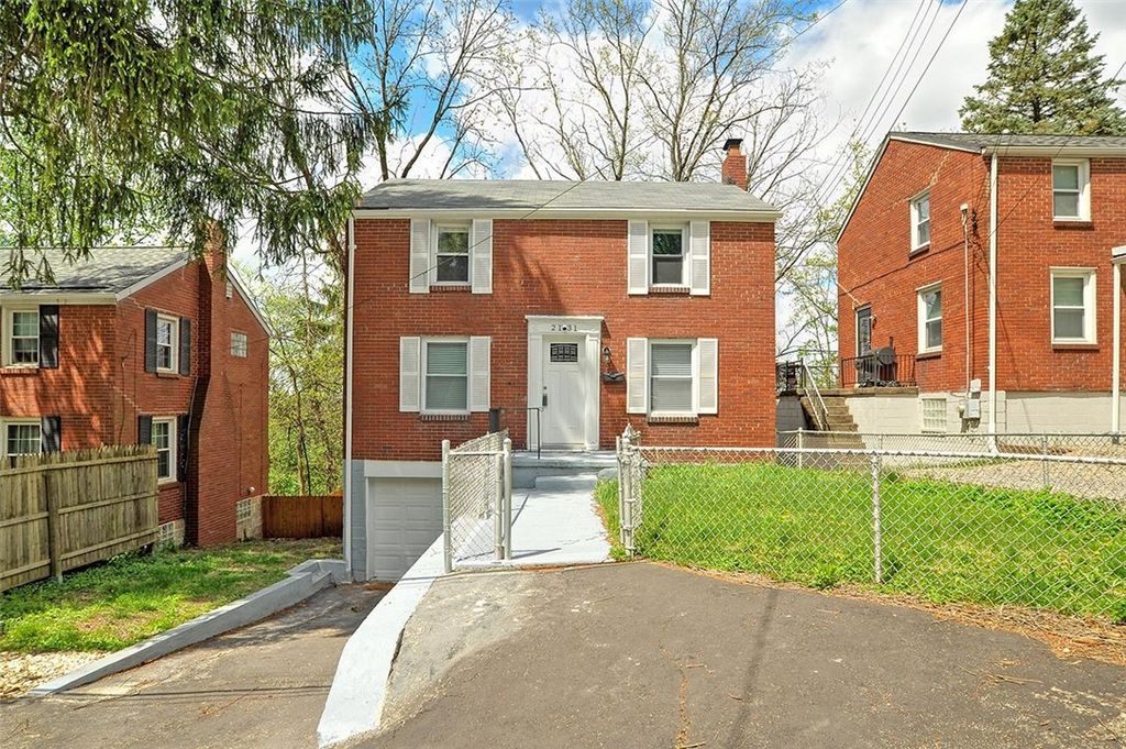2131 Lindsay Road ROAD, Blackridge, PA 15221
