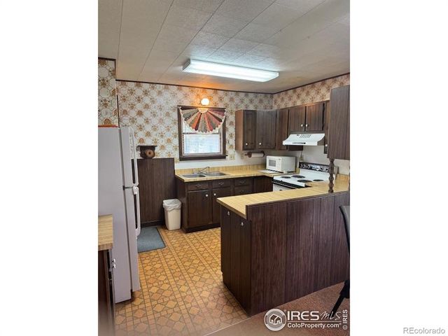 141 N Walker Avenue, Haxtun, CO 80731