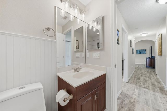535 E PLYMOUTH AVENUE, Deland, FL 32724