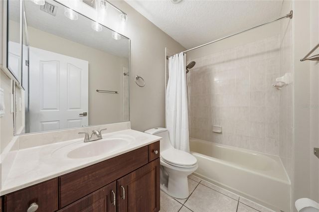 535 E PLYMOUTH AVENUE, Deland, FL 32724