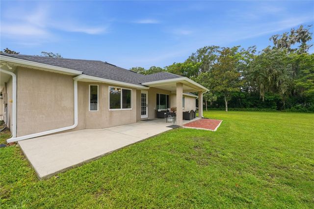 535 E PLYMOUTH AVENUE, Deland, FL 32724