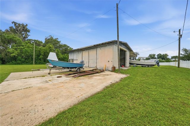 535 E PLYMOUTH AVENUE, Deland, FL 32724