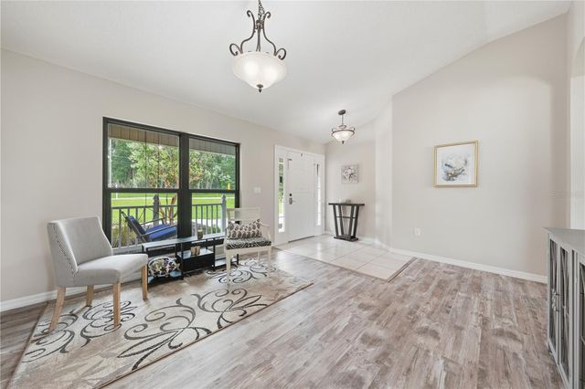 535 E PLYMOUTH AVENUE, Deland, FL 32724