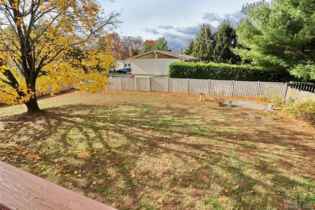 15 Stubbe Drive, Stony Point, NY 10980