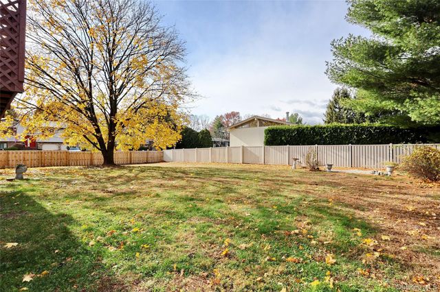 15 Stubbe Drive, Stony Point, NY 10980