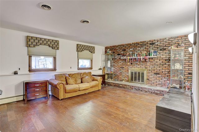 15 Stubbe Drive, Stony Point, NY 10980