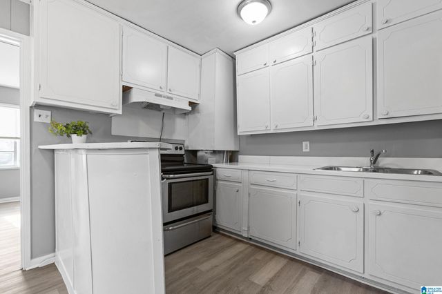 4628 SW HILLMAN DRIVE, Birmingham, AL 35221