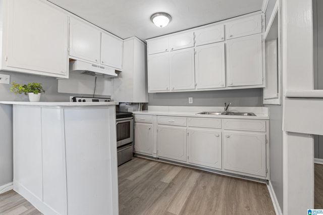 4628 SW HILLMAN DRIVE, Birmingham, AL 35221