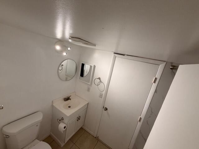 5661 Riverside Drive 203b7, Coral Springs, FL 33067
