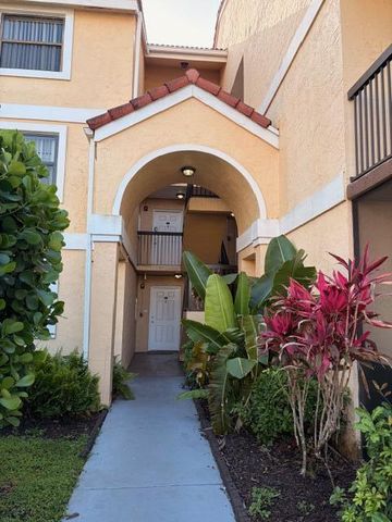 5661 Riverside Drive 203b7, Coral Springs, FL 33067