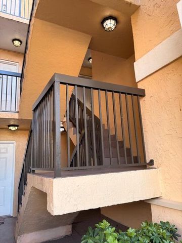 5661 Riverside Drive 203b7, Coral Springs, FL 33067