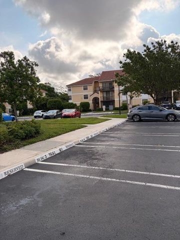 5661 Riverside Drive 203b7, Coral Springs, FL 33067