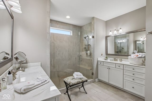 5386 Treeview Court, Noblesville, IN 46062