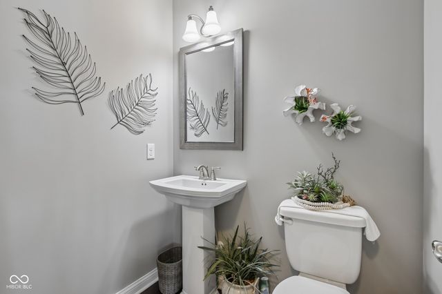 5386 Treeview Court, Noblesville, IN 46062