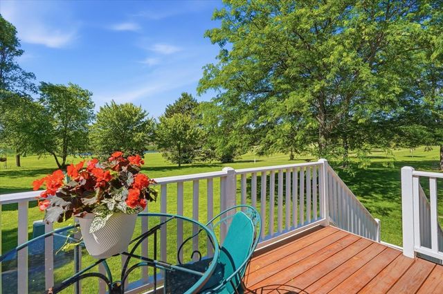 2746 N Augusta Drive, Wadsworth, IL 60083