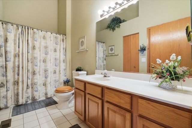 2746 N Augusta Drive, Wadsworth, IL 60083