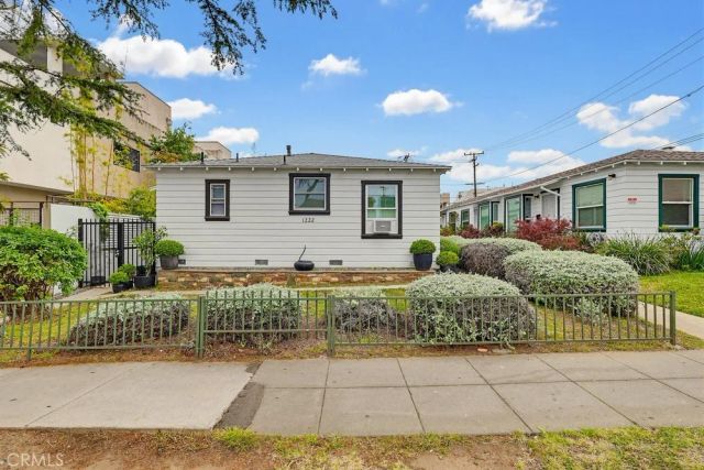 1222 23rd, Santa Monica, CA 90404