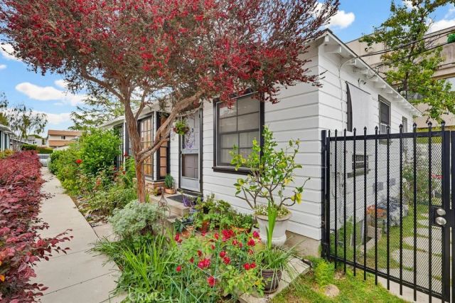 1222 23rd, Santa Monica, CA 90404