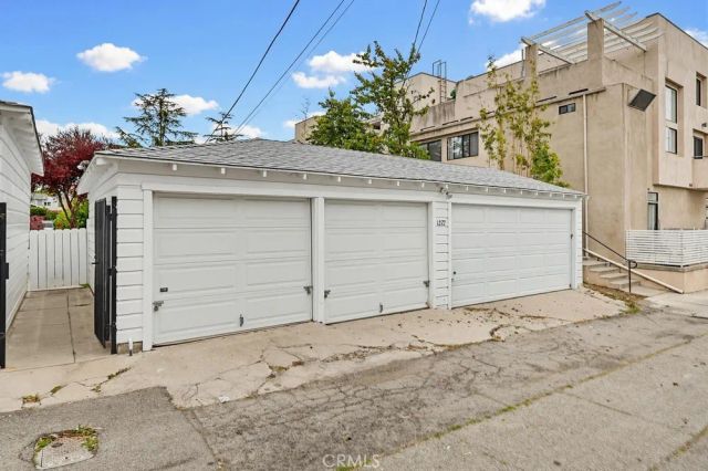 1222 23rd, Santa Monica, CA 90404