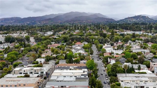 1222 23rd, Santa Monica, CA 90404