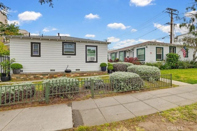 1222 23rd, Santa Monica, CA 90404