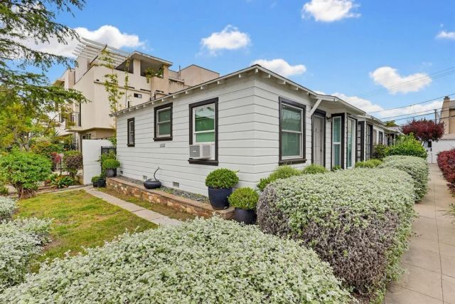 1222 23rd, Santa Monica, CA 90404