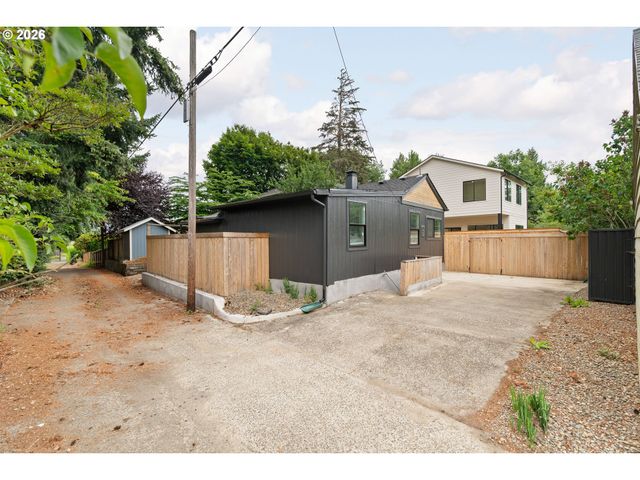6411 Ne 32ND Pl, Portland, OR 97211