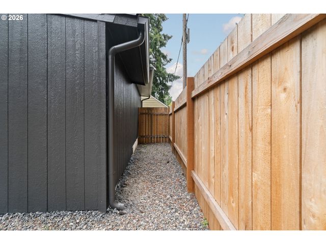 6411 Ne 32ND Pl, Portland, OR 97211