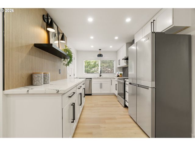 6411 Ne 32ND Pl, Portland, OR 97211