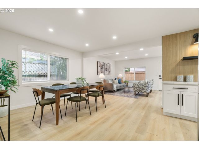6411 Ne 32ND Pl, Portland, OR 97211