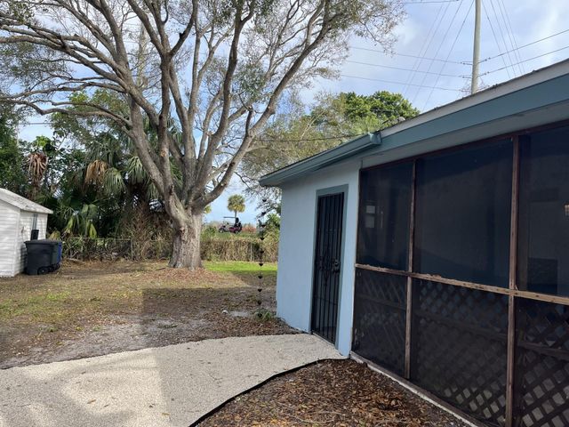 202 Southern Avenue, Fort Pierce, FL 34950