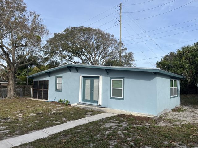 202 Southern Avenue, Fort Pierce, FL 34950