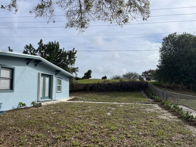 202 Southern Avenue, Fort Pierce, FL 34950