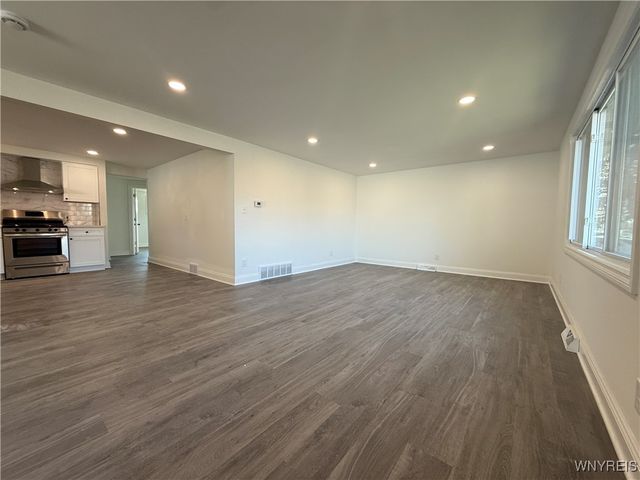 433 Dick Road, Cheektowaga, NY 14043