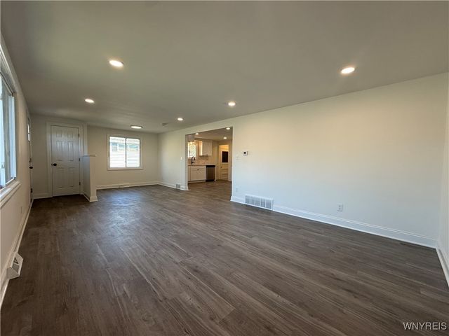 433 Dick Road, Cheektowaga, NY 14043