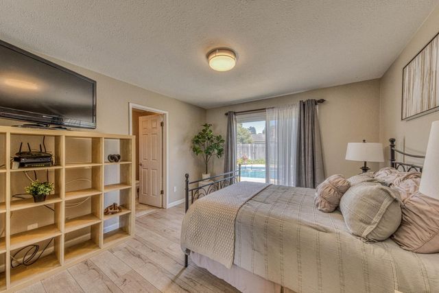 9625 Oracle Oak Place, Salinas, CA 93907