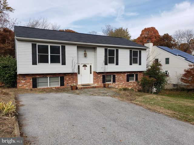 724 HILLCREST DR, Annapolis, MD 21409