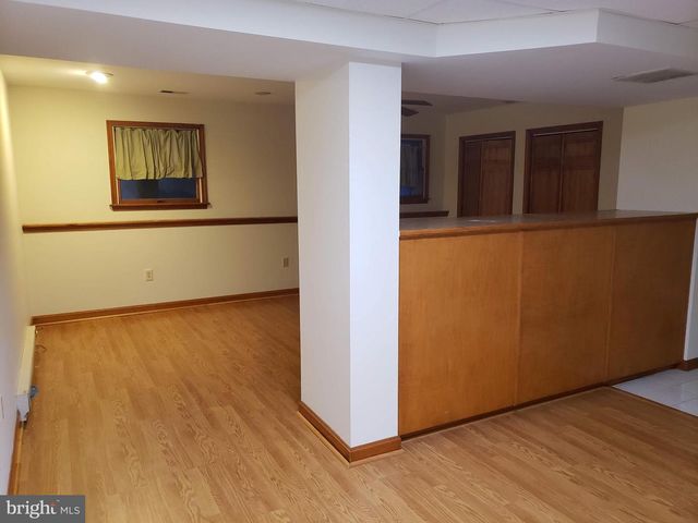 724 HILLCREST DR, Annapolis, MD 21409