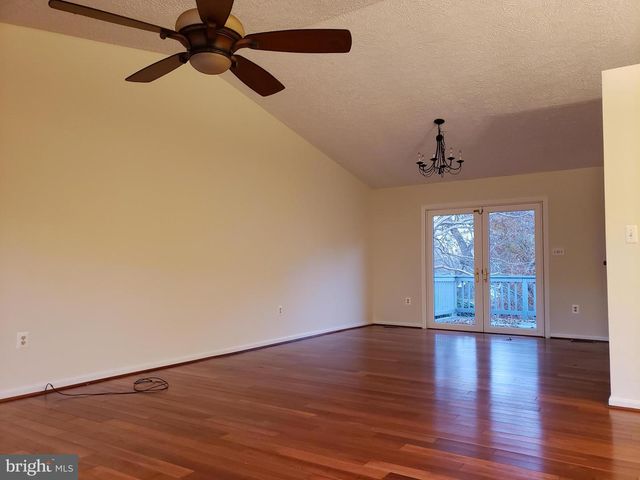 724 HILLCREST DR, Annapolis, MD 21409