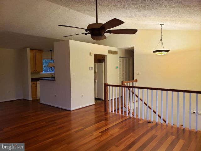 724 HILLCREST DR, Annapolis, MD 21409