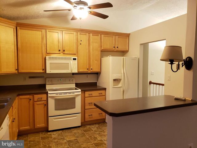 724 HILLCREST DR, Annapolis, MD 21409