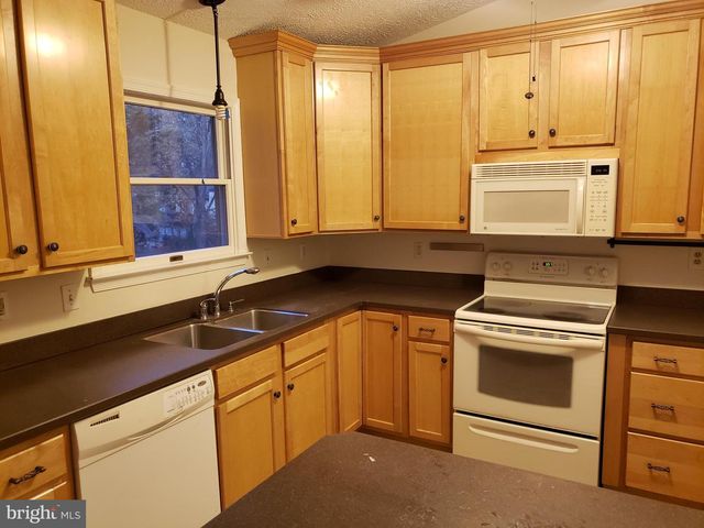 724 HILLCREST DR, Annapolis, MD 21409
