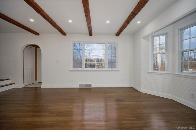 354 Van Wagner Road, Poughkeepsie, NY 12603